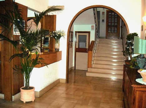 ingresso Hotel 2 Mari Vieste