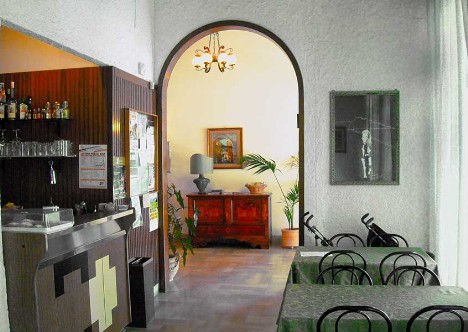 bar Hotel 2 Mari Vieste
